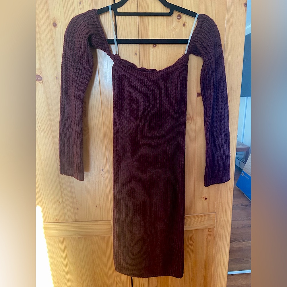 Off the shoulder Sweater dress; Brand: Forever 21 Size: Small Color: Plum